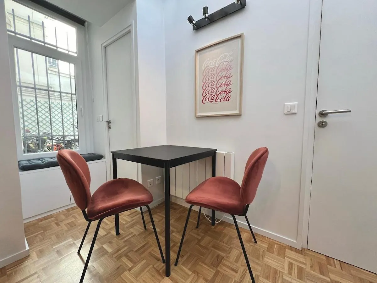 Lovely Apartment For 4 Paris 0*,  Frankrig