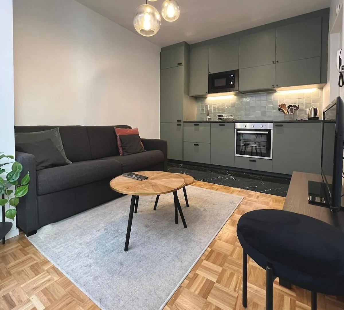 Lovely Apartment For 4 contacts